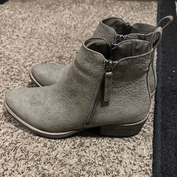 Charlene Western Ankle Boot - Picture 1 of 4
